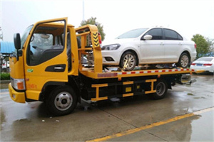 响水附近拖车救援24小时服务热线